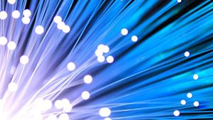 Réseau informatique professionnel et connexion fibre optique en entreprise